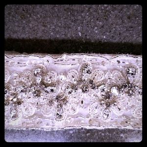 Wedding dress belt